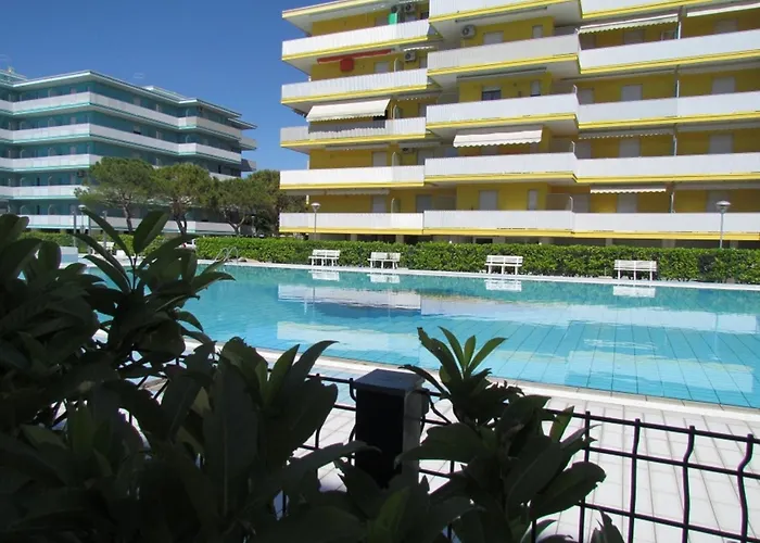 Cozy With Pool Access * Бібіоне