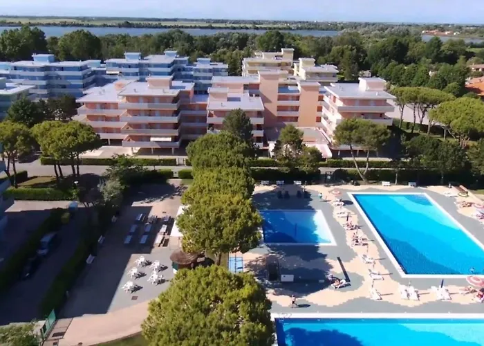Cozy With Pool Access * Bibione